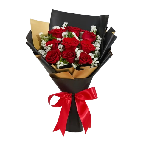 Bouquet élégant de roses rouges et blanches enveloppé de papier noir sophistiqué