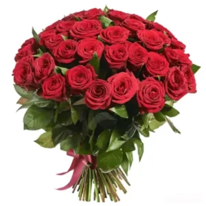 Grand bouquet de roses rouges denses - Un classique indémodable de votre fleuriste à Casablanca